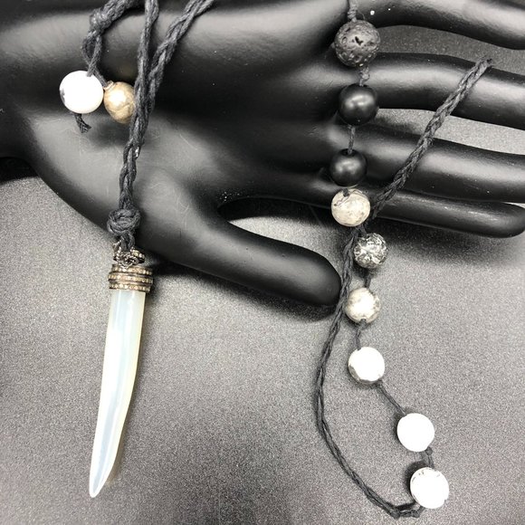 Necklace - Diamond Chalcedony Horn with Picasso and Onyx Beads - Picture 1 of 4